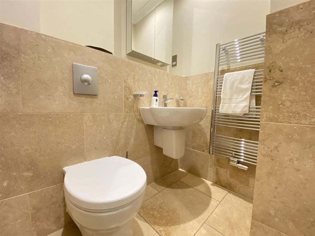 Additional image 17 of 3 bed flat for saleBrook Lane, Alderley Edge SK9