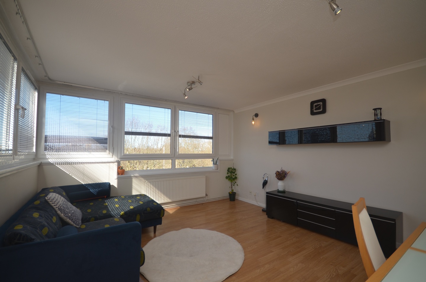 Additional image 4 of 2 Bed Flat, Compton House, SW11, N1 7GU