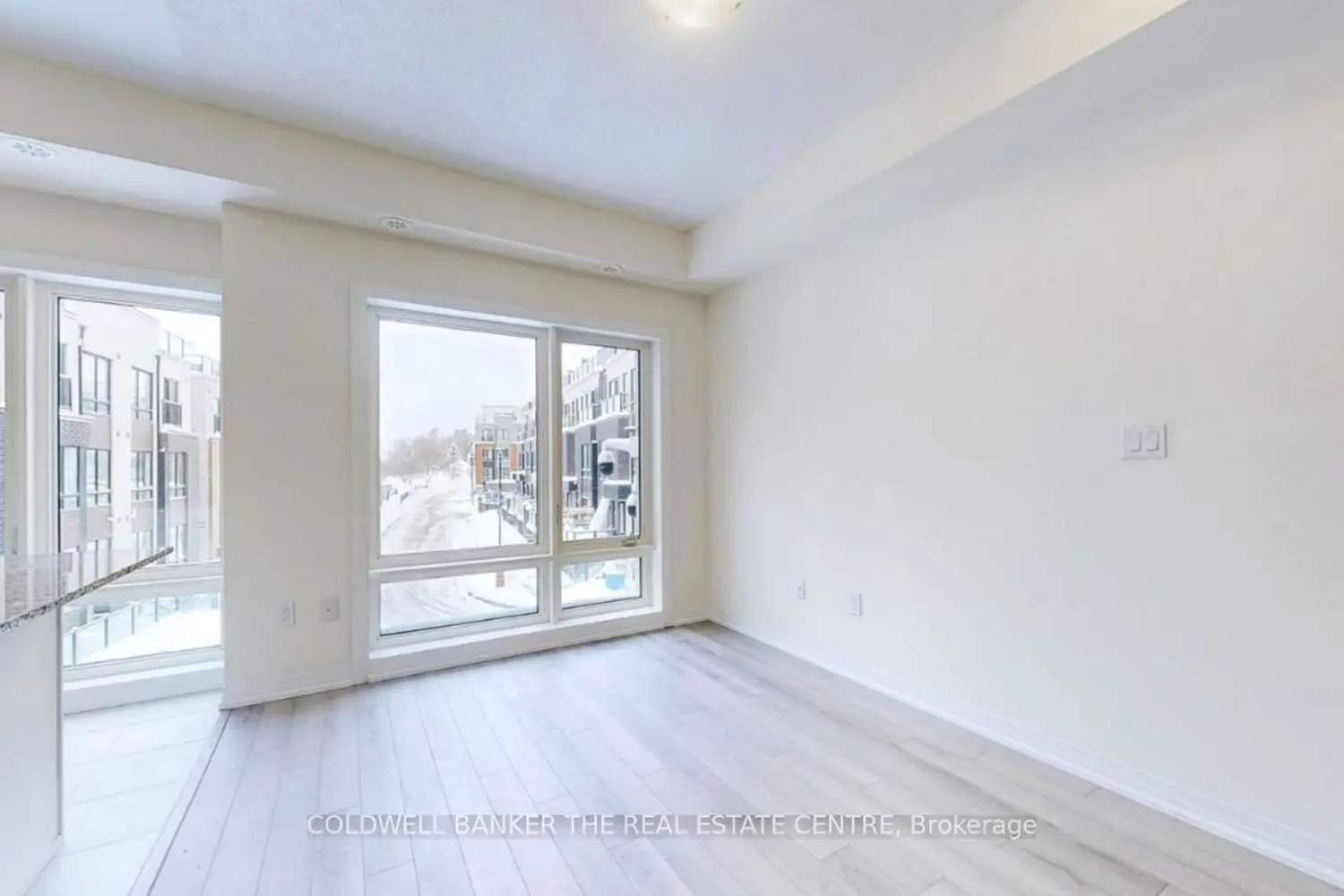 Additional image 4 of 165 Tapscott Road 32