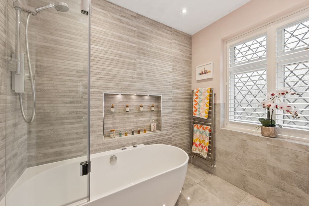 Additional image 24 of 5 bed detached house for salePrestbury Road, Wilmslow, Cheshire SK9