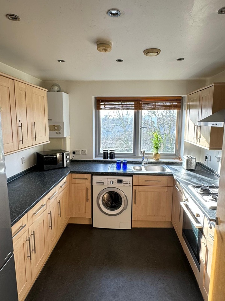 Additional image 6 of 2 Bed Flat, Eugenia Road, SE16, N1 7GU