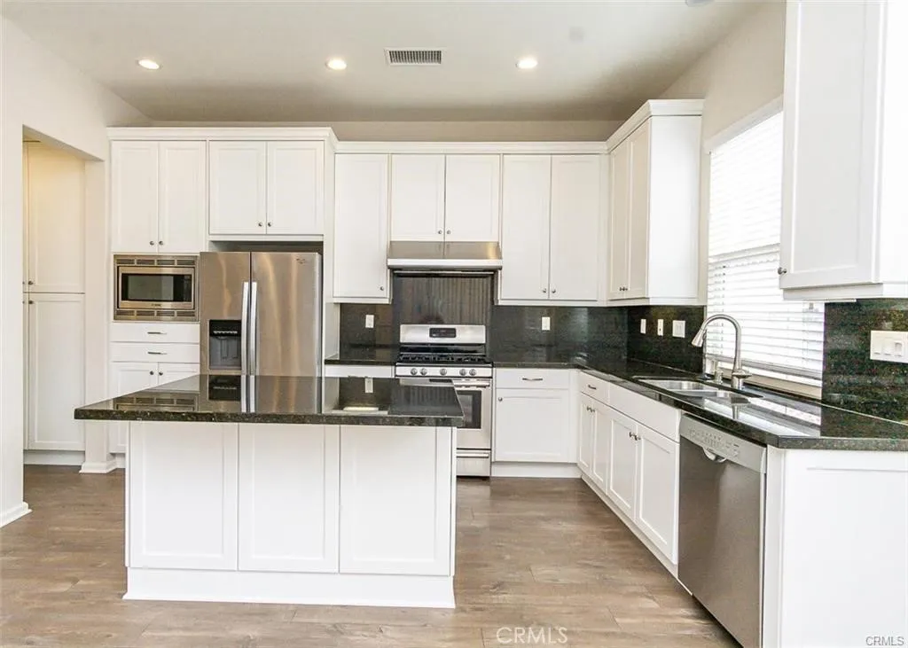 Additional image 11 of 86 Strawberry, Irvine, CA 92620