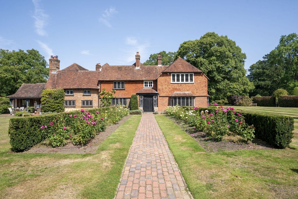 9 bed detached house for saleChurch Road, Scaynes Hill RH17
