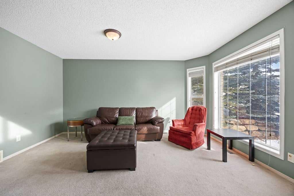 Additional image 6 of 19 Sienna Park Crescent SW, Calgary, AB, T3H 5H4