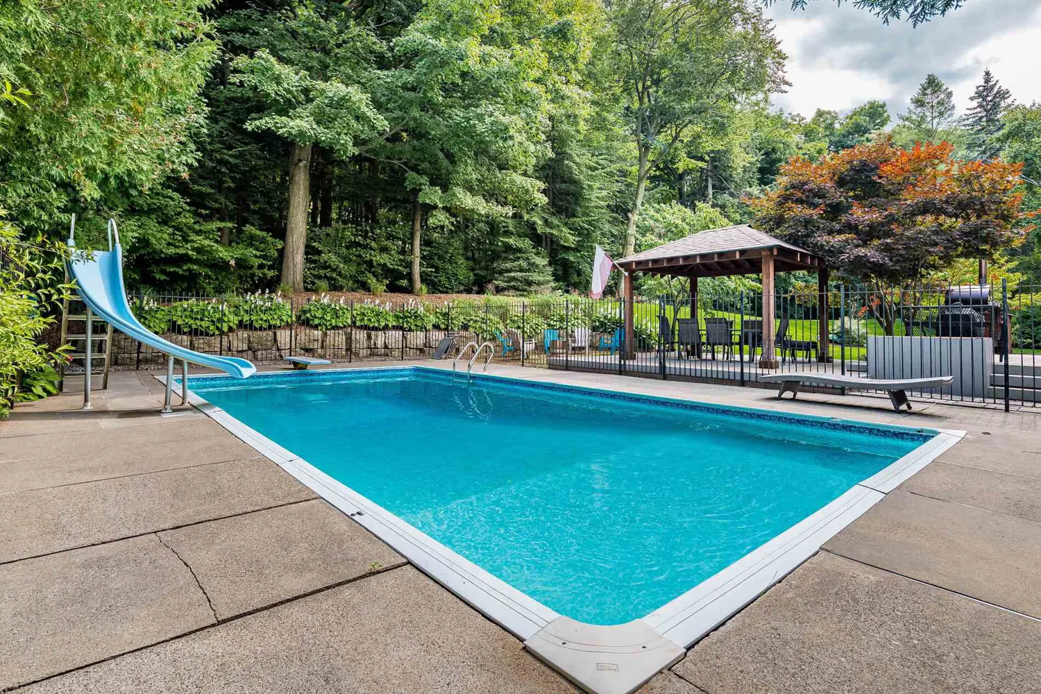 Additional image 20 of 40 Hilltop Drive