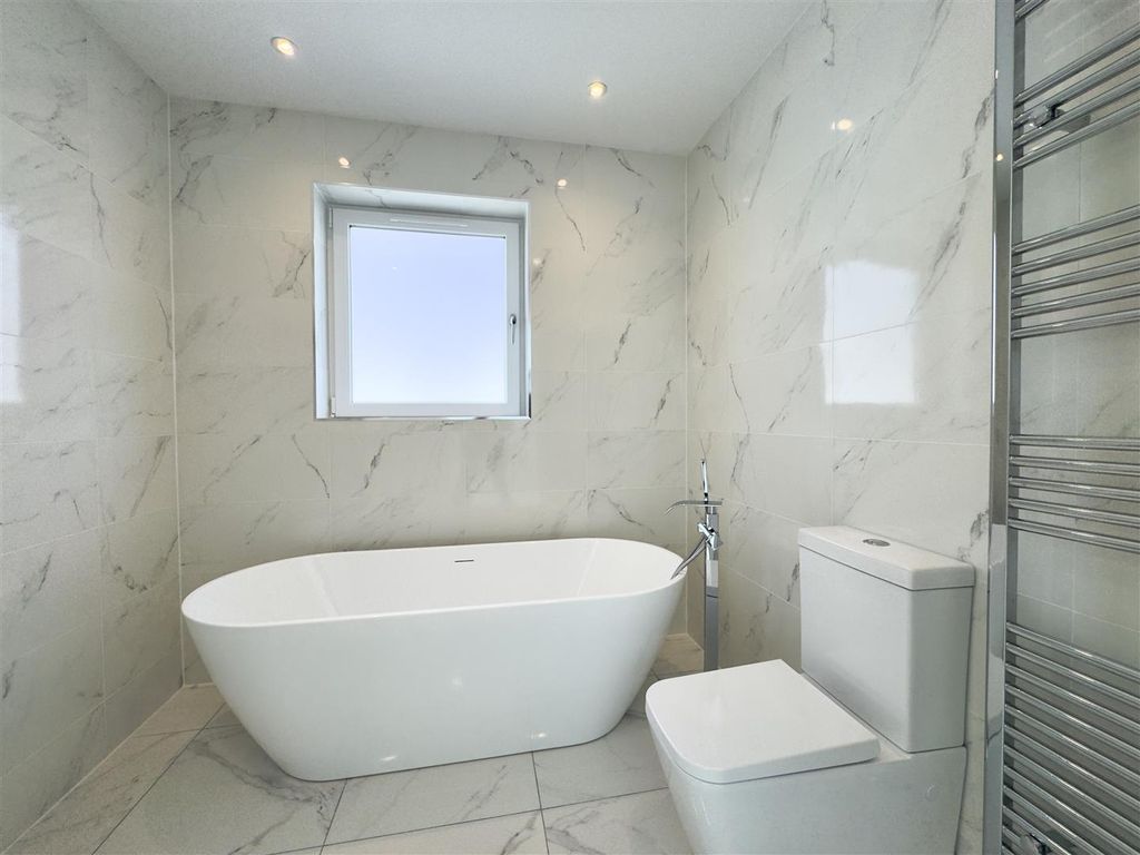 Additional image 43 of 4 bed detached house for saleClyde Grove, Crossford, Carluke ML8
