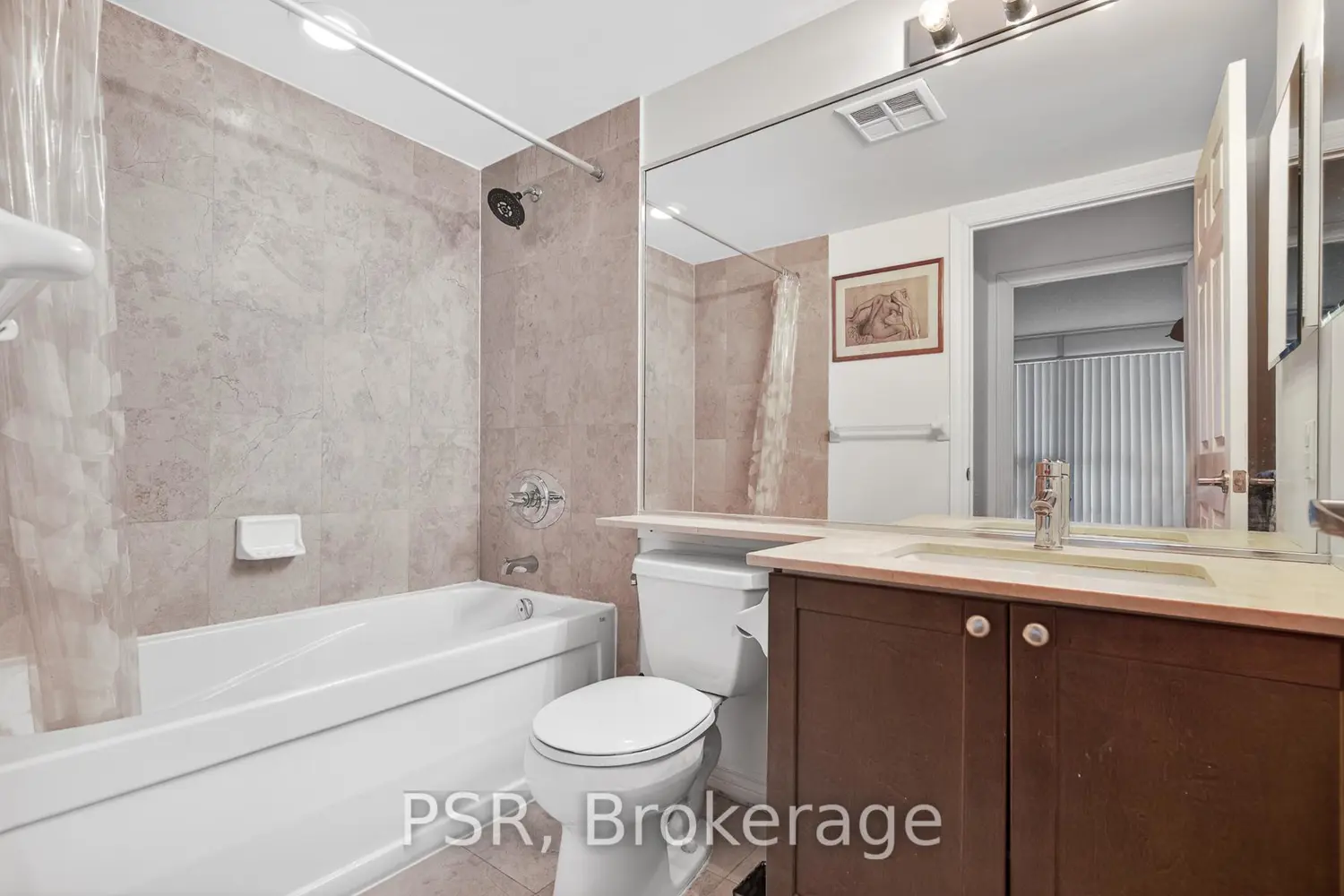 Additional image 11 of 761 Bay Street 2414