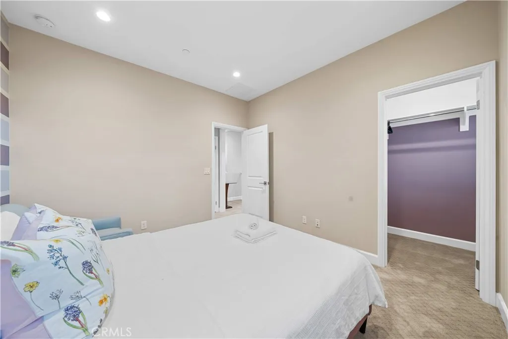 Additional image 30 of 114 Guinness, Irvine, CA 92620