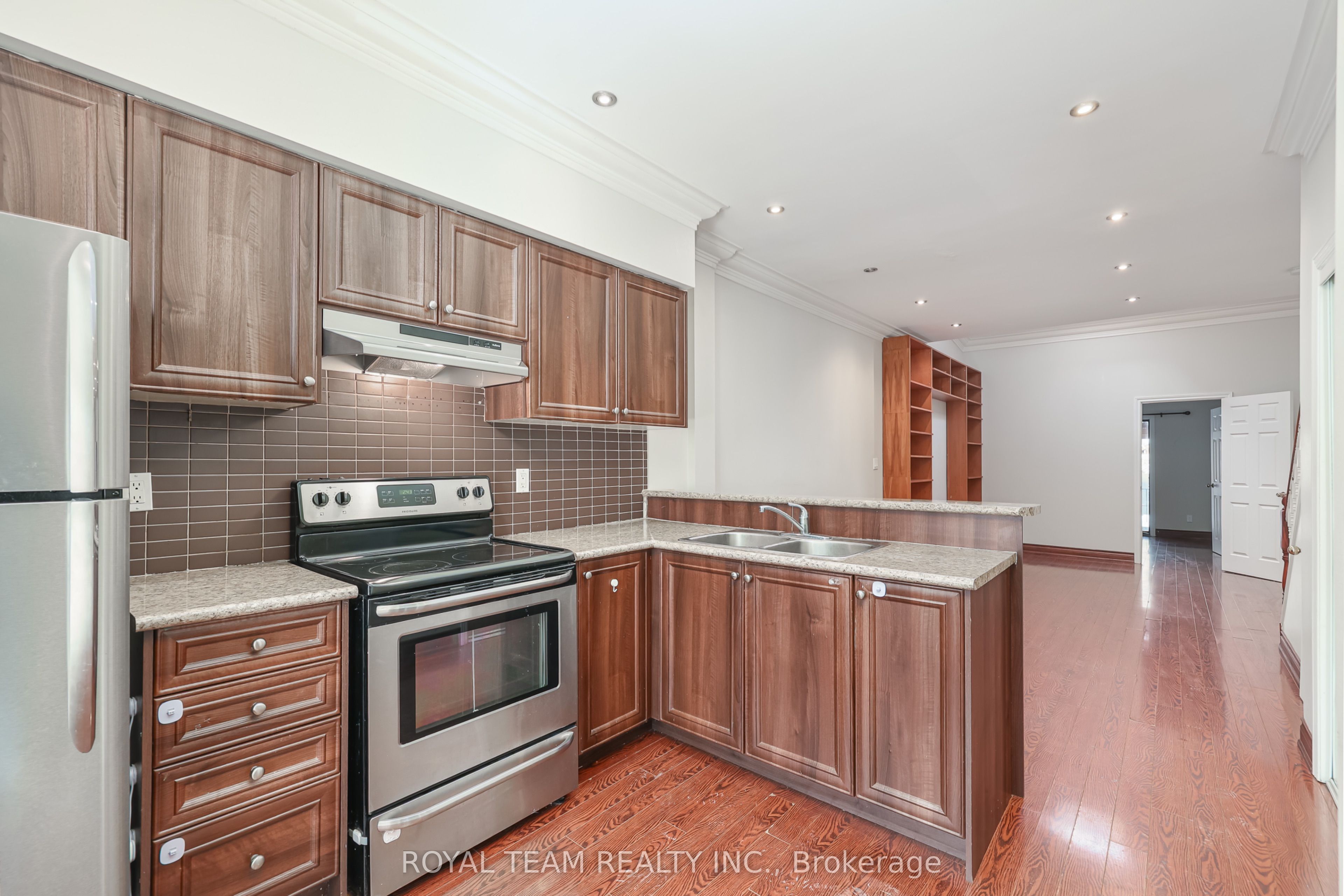 54 Maher Avenue, Toronto, ON, M6P 1G6 photo 5
