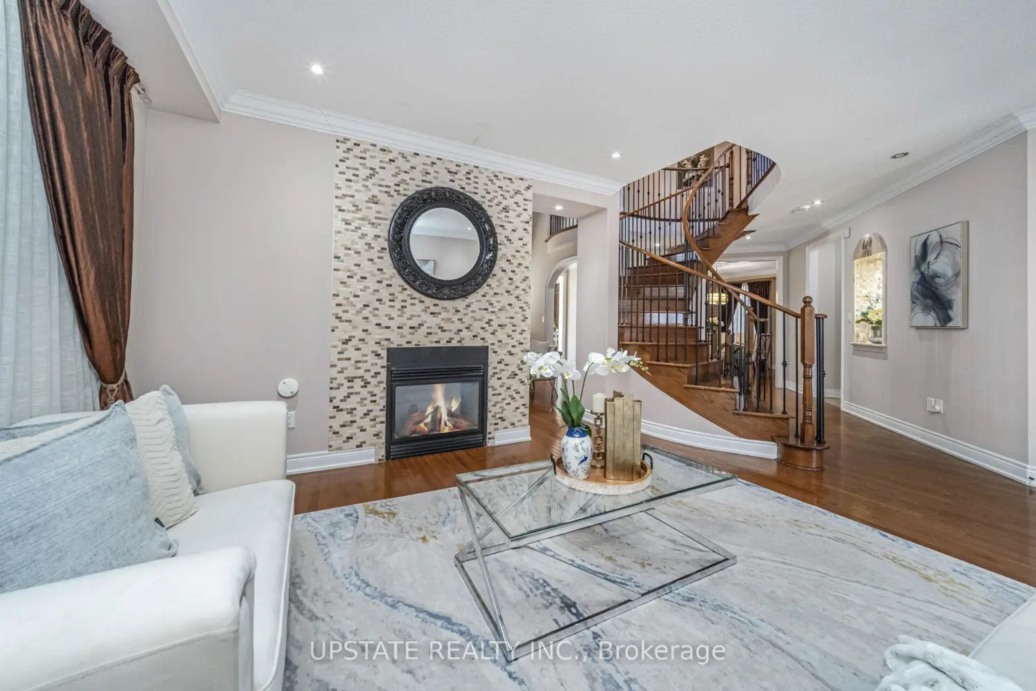 24 Haywood Drive photo 4