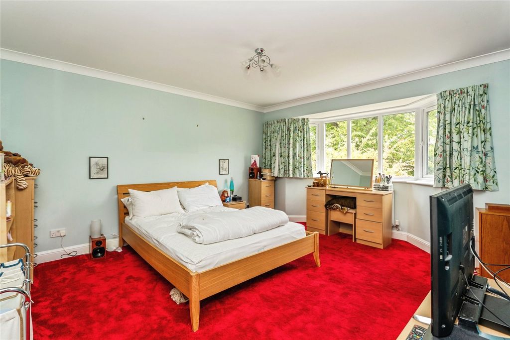Additional image 10 of 5 bed detached house for saleCrofton Close, Southampton, Hampshire SO17