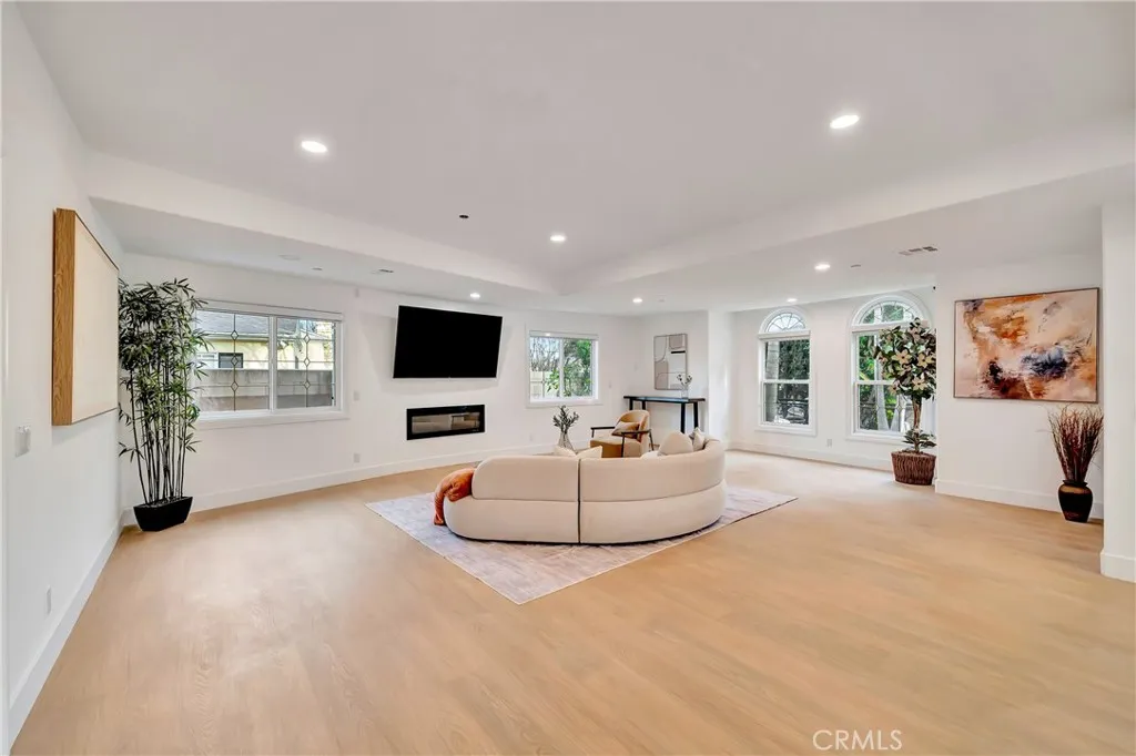 Additional image 9 of 661 W Lemon Avenue, Arcadia, CA 91007