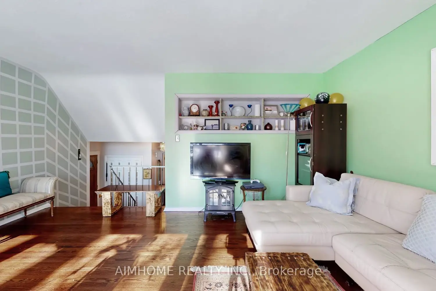 Additional image 3 of 913 Brimorton Drive