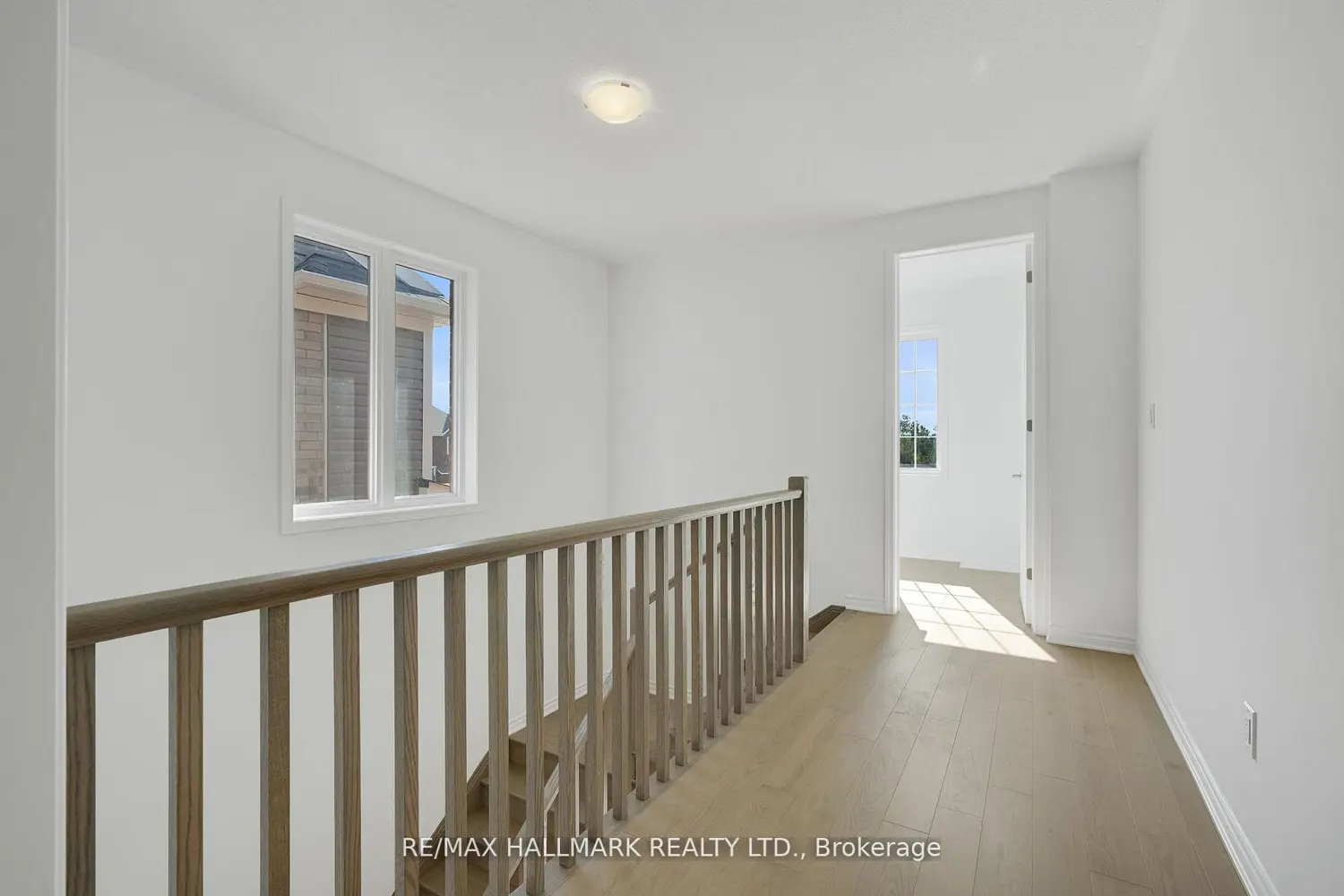 Additional image 12 of 626 Newlove Street