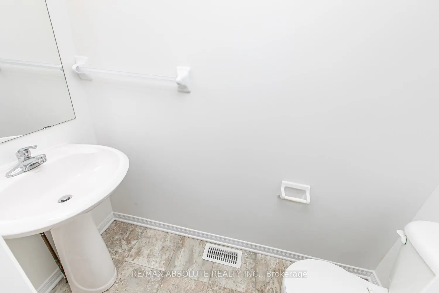 Additional image 11 of 242 Gershwin Private