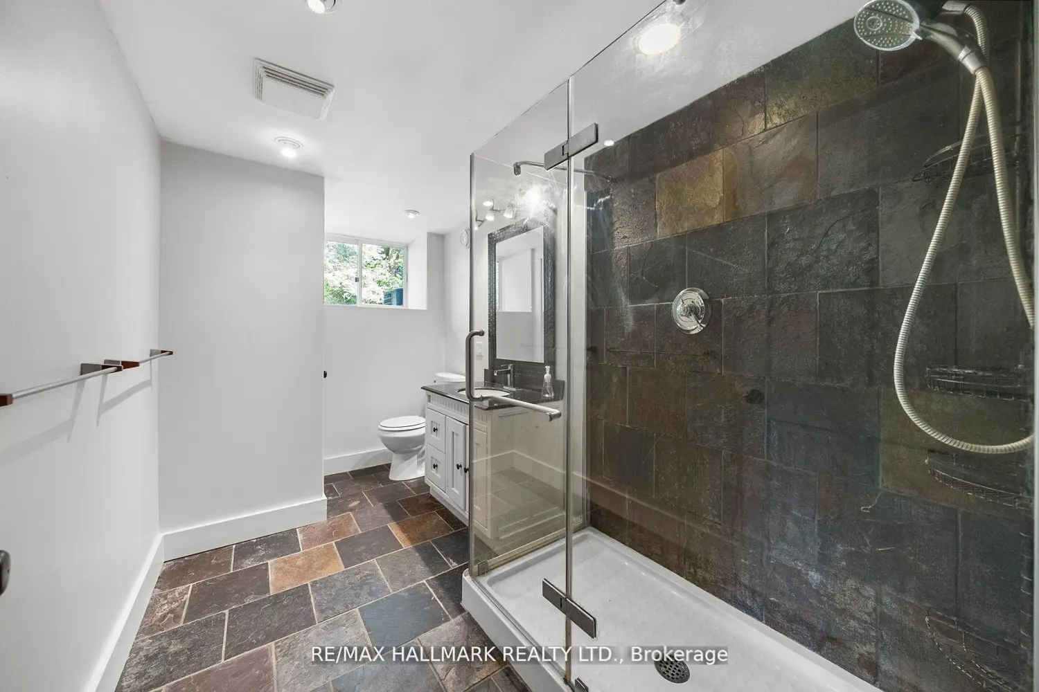 Additional image 14 of 2422 Snow Valley Road