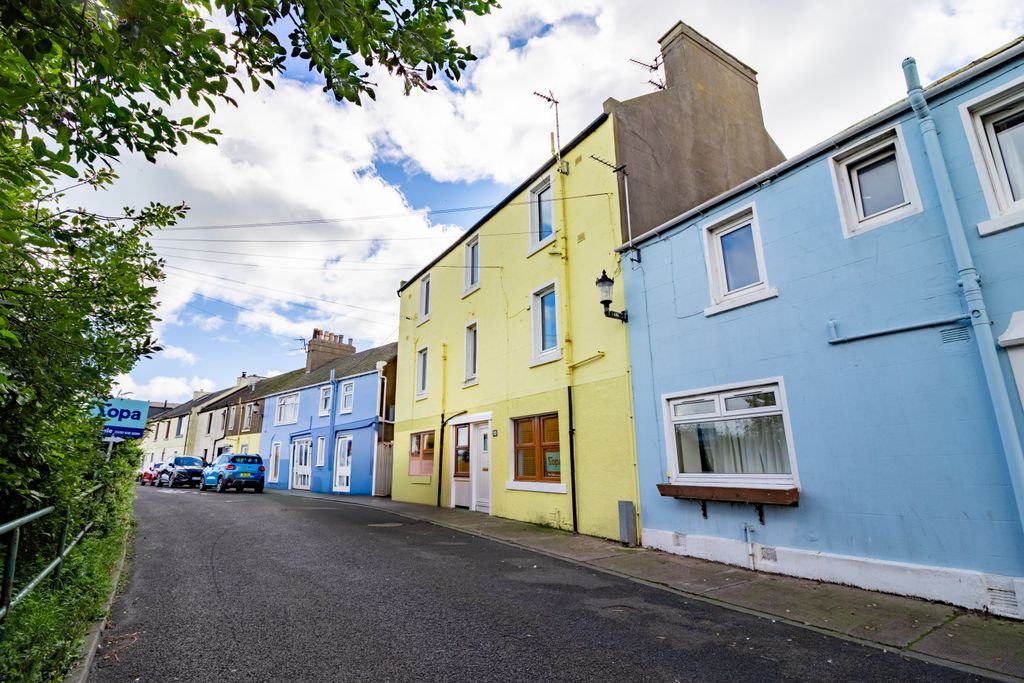 3 bed flat for saleBeacon Terrace, Montrose DD10
