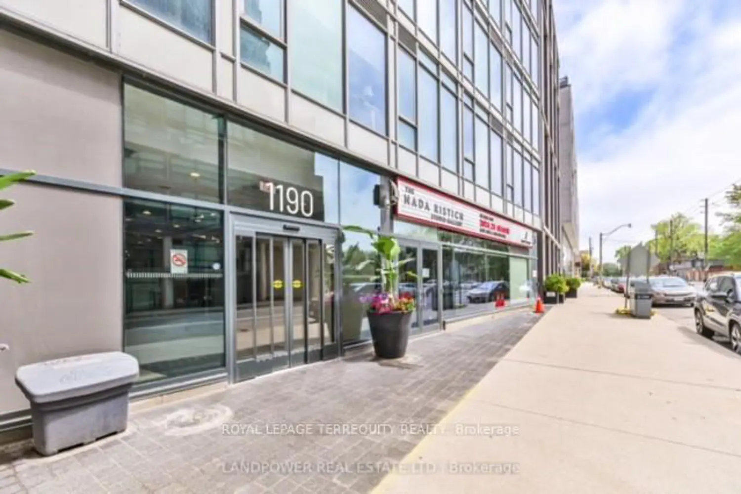 1190 Dundas Street 510