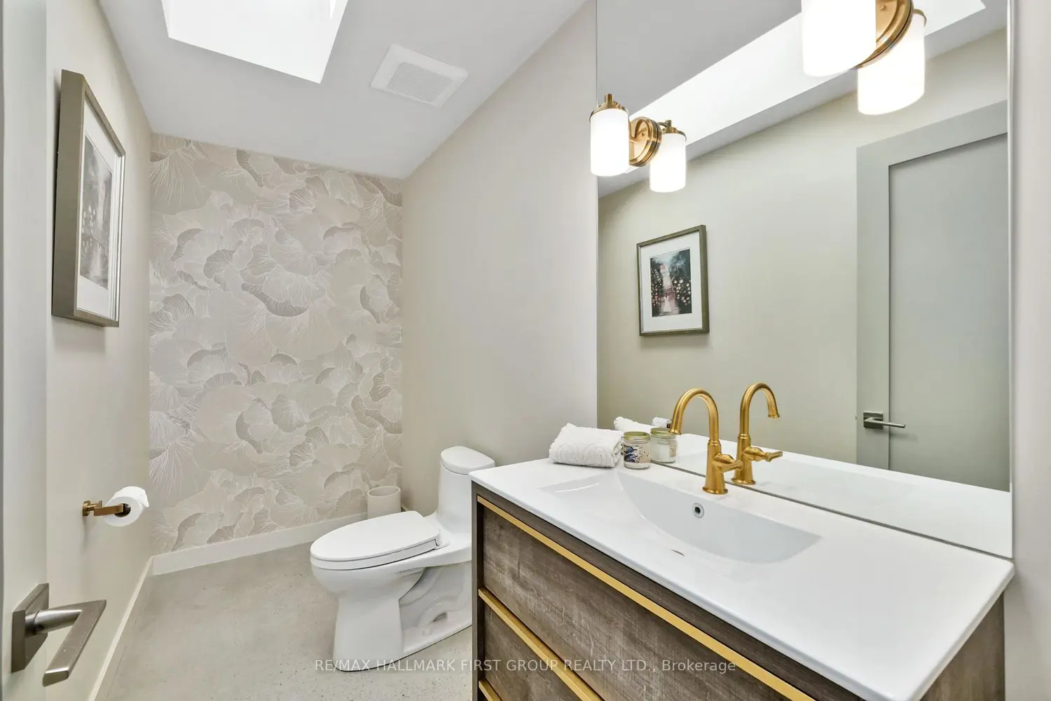 Additional image 9 of 4566 Harwood Road