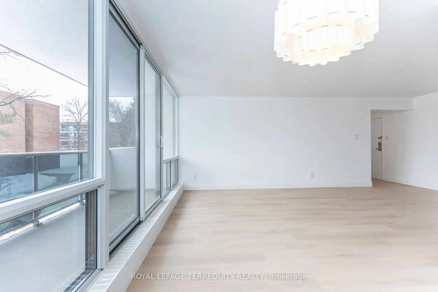 Additional image 5 of 30 Sunrise Avenue 202