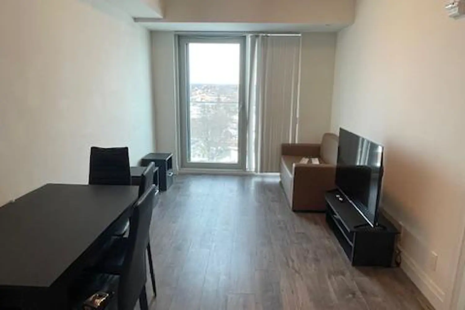 Additional image 3 of 652 Princess Street 1014