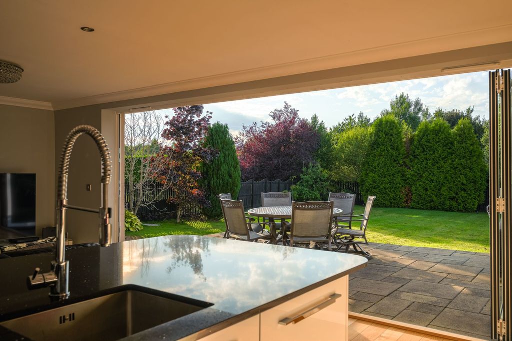 Additional image 12 of 6 bed detached house for saleHamilton Way, East Whitburn EH47