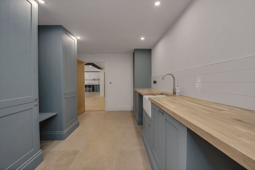 Additional image 20 of 5 bed detached house for saleNew Barn, Sturmer Road, Haverhill CB9
