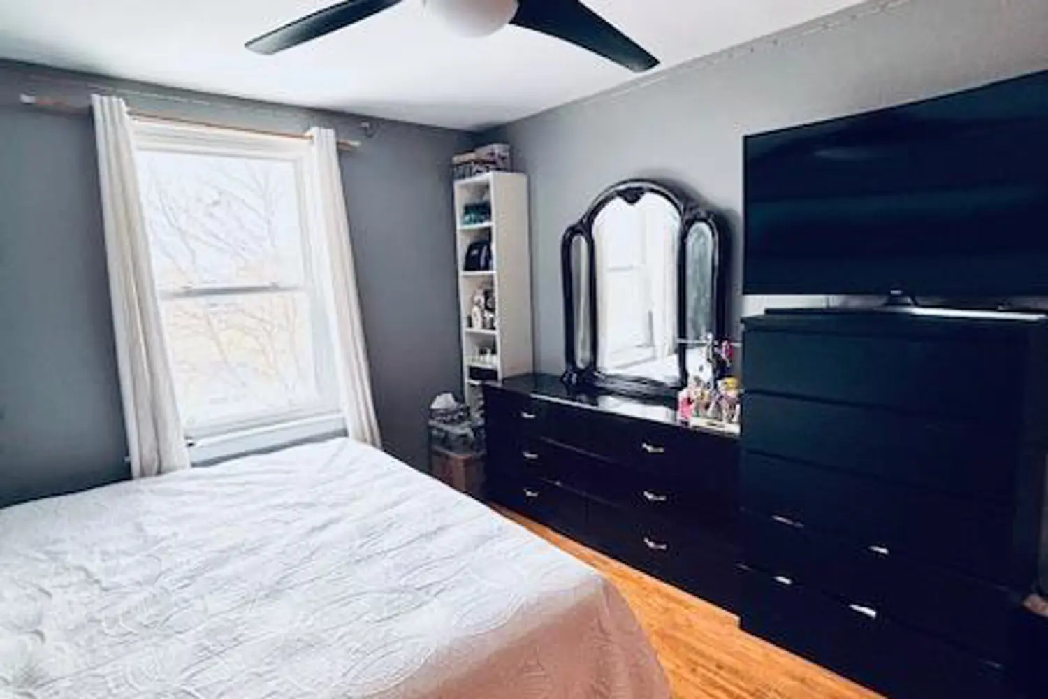 Additional image 11 of 925 Bayly Street 7