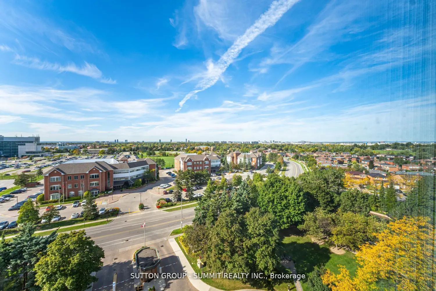 Additional image 20 of 100 County Court Boulevard 1005