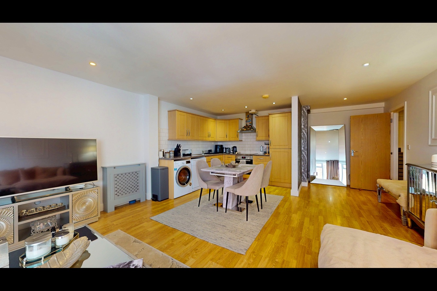 Additional image 24 of 2 Bed Flat, Southwark Park Road, SE16, N1 7GU