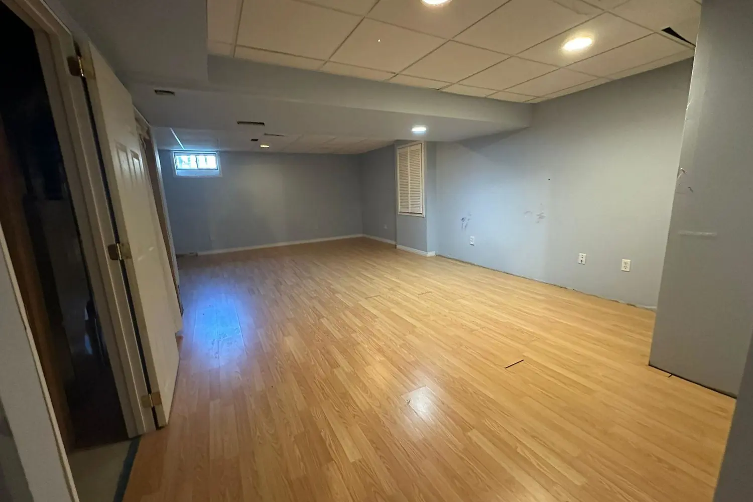 Additional image 13 of 1889 Upper Wentworth Street 35