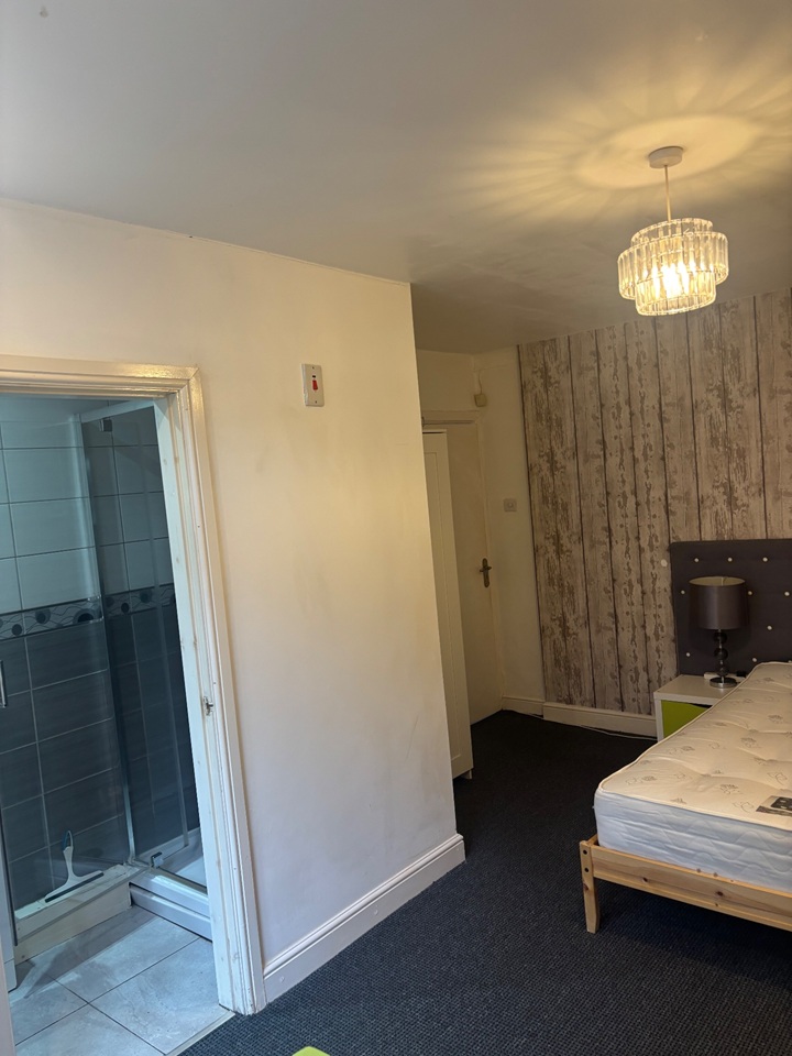 Additional image 6 of Room in a Shared House, Mayville Avenue, LS6, N1 7GU