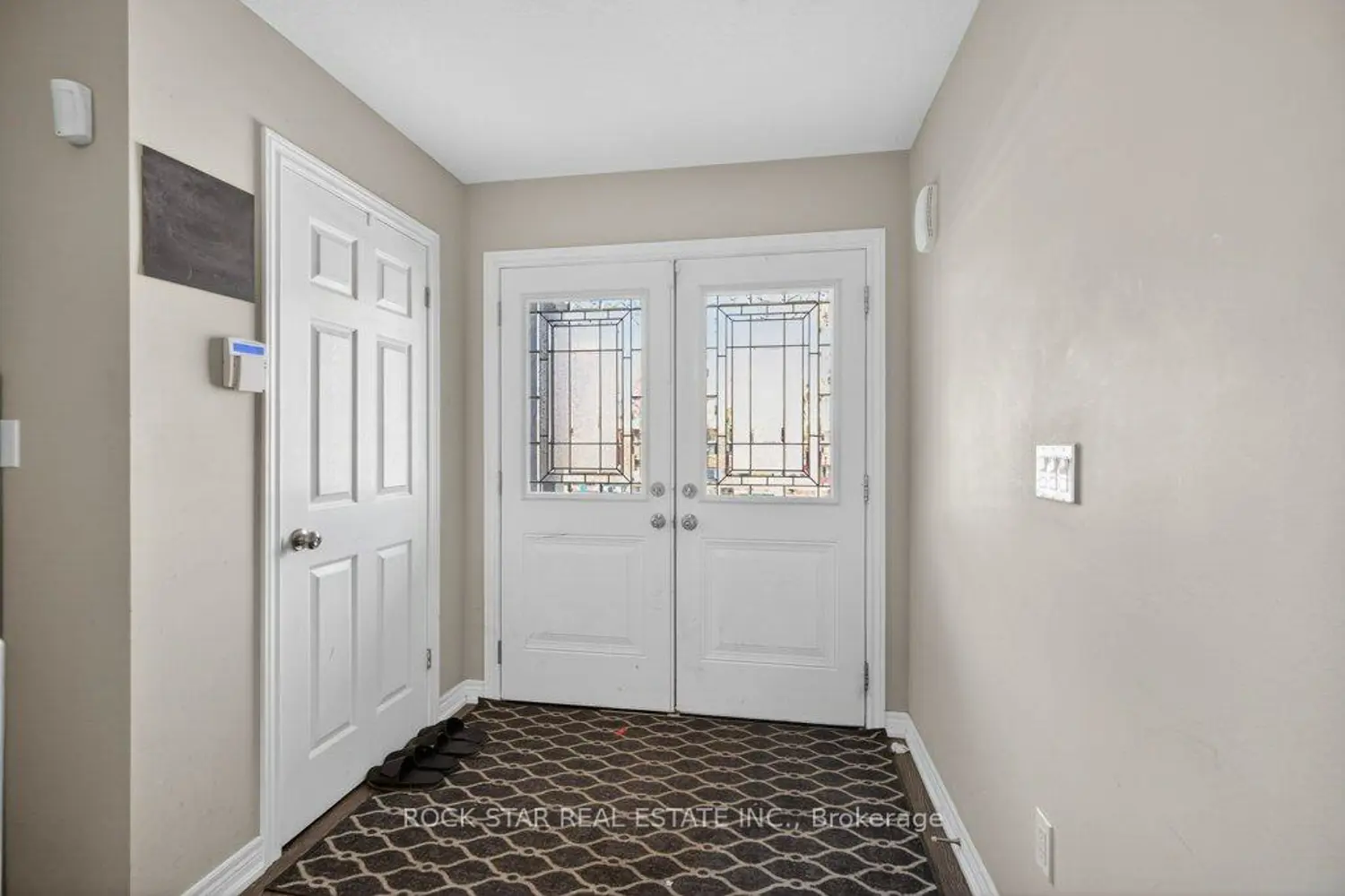 Additional image 2 of 205B Marlborough Street