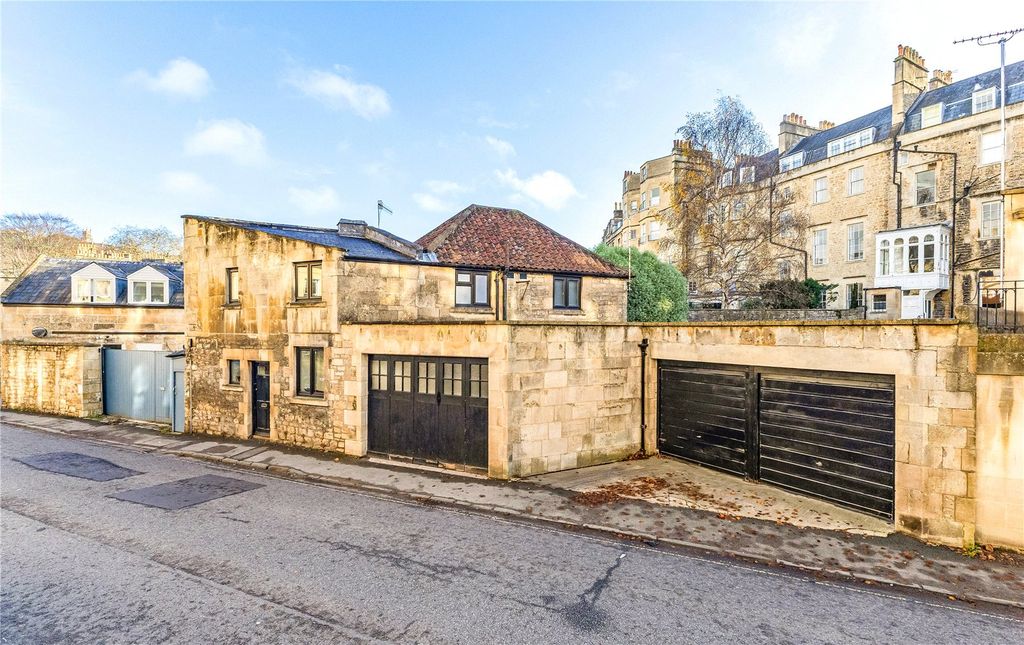 Additional image 18 of 8 bed terraced house for saleRoyal Crescent, Bath, Somerset BA1