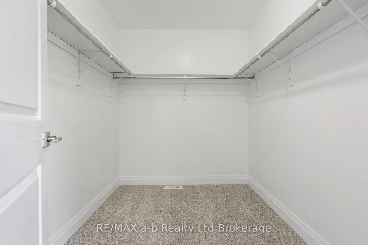 Additional image 11 of 82 Cayley Street