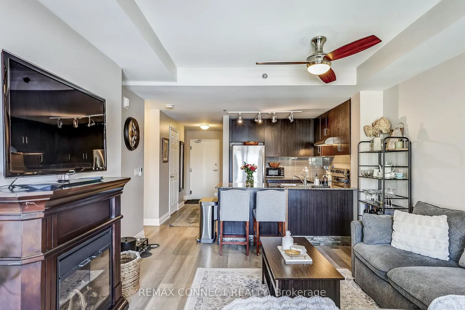 Additional image 8 of 21 Brookhouse Drive 420