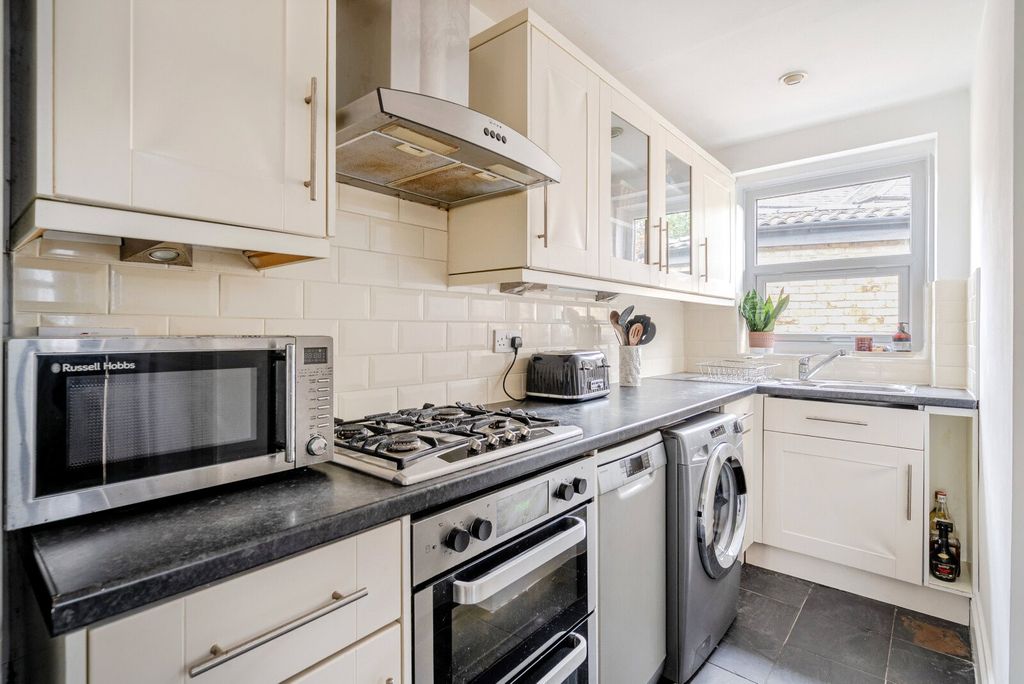 Additional image 4 of 2 bed terraced house for saleHeath Road, Weybridge KT13