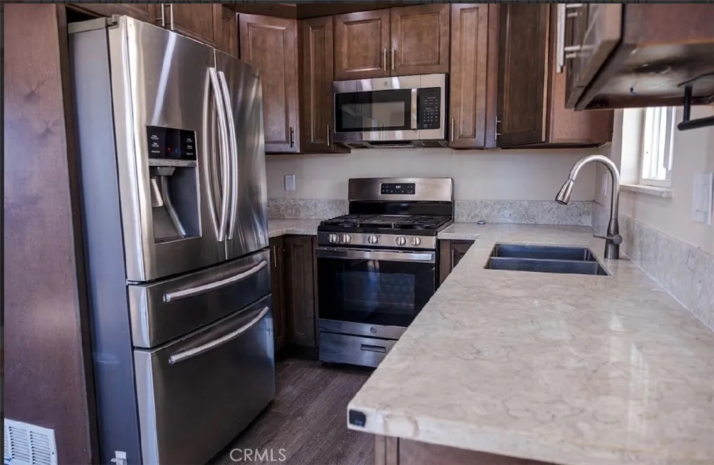 Additional image 19 of 6781 Jacaranda Ave, Fontana, CA 92336