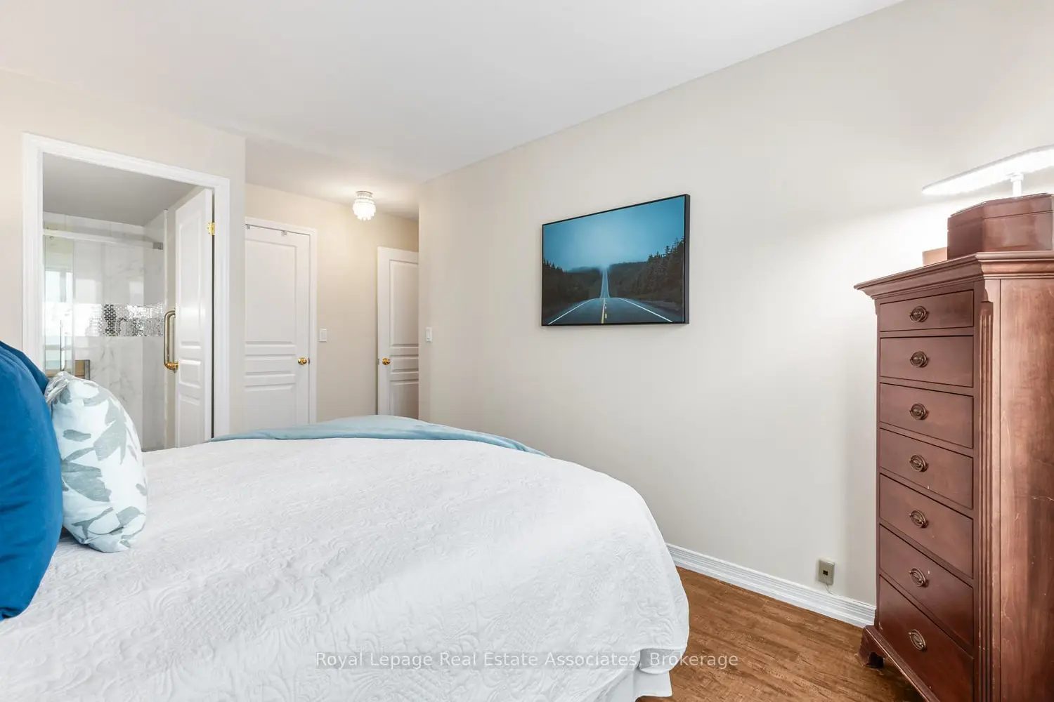 Additional image 16 of 2565 Erin Centre Boulevard Ph7