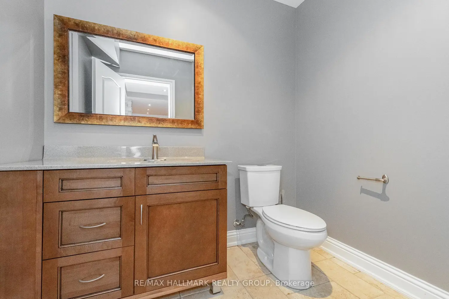 Additional image 19 of 5800 Queenscourt Crescent