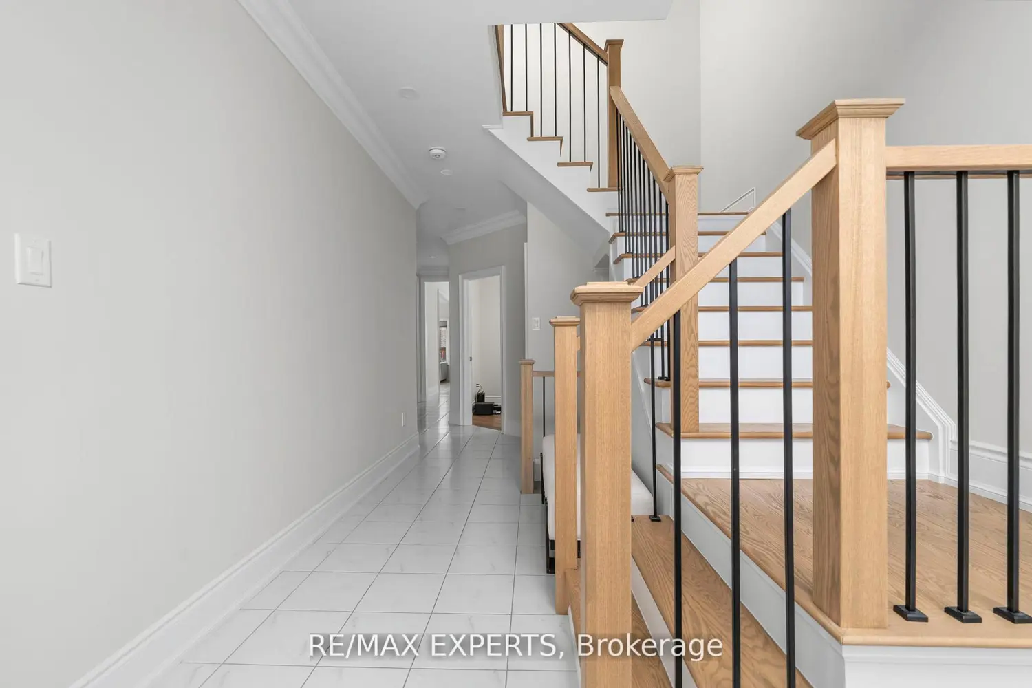 1430 Farrow Crescent