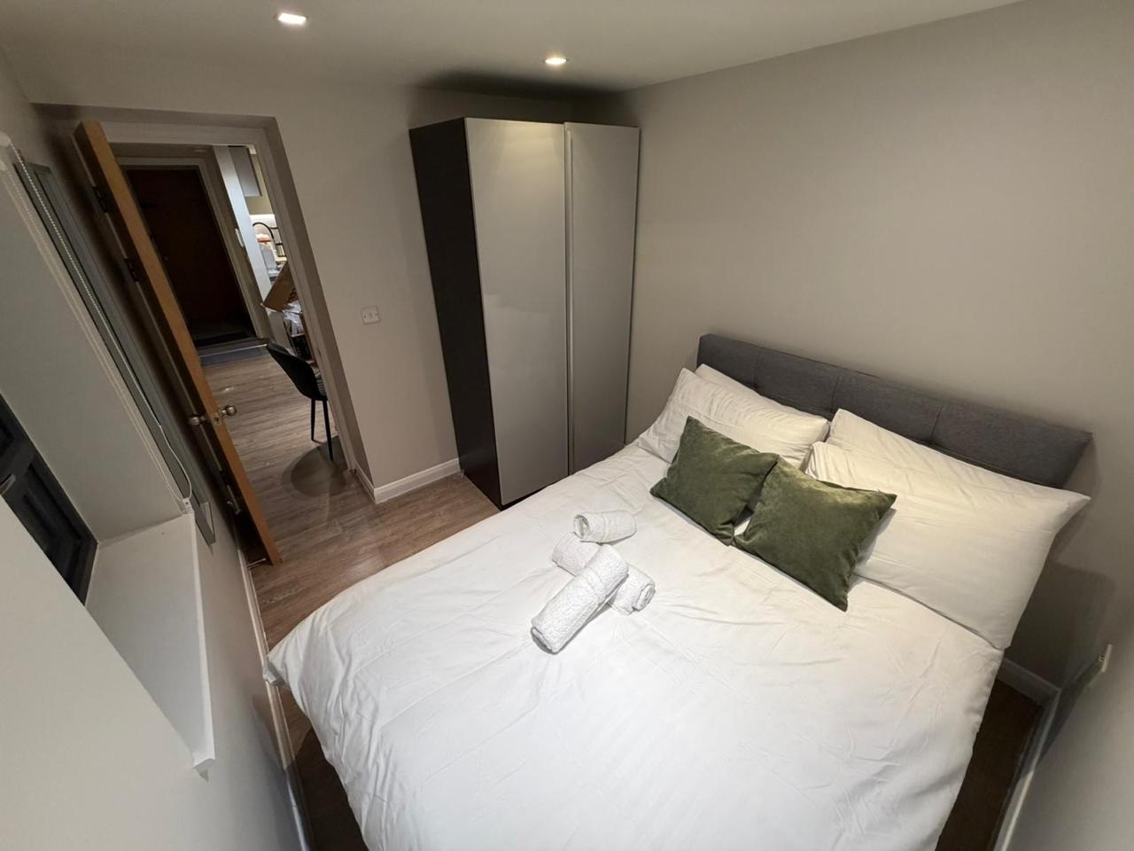 Additional image 6 of 1 Bed Flat, Lavender Hill, SW11, SW11 5RW