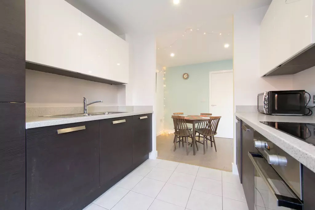 Additional image 5 of 3 Bed Flat, Basin Mill Apartments, E2, N1 7GU