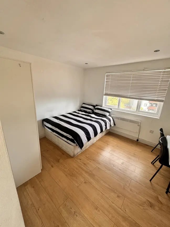 Room in a Shared House, Brudenell Avenue, LS6, N1 7GU