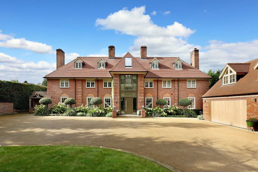 7 bed detached house for salePenn Road, Beaconsfield, Buckinghamshire HP9