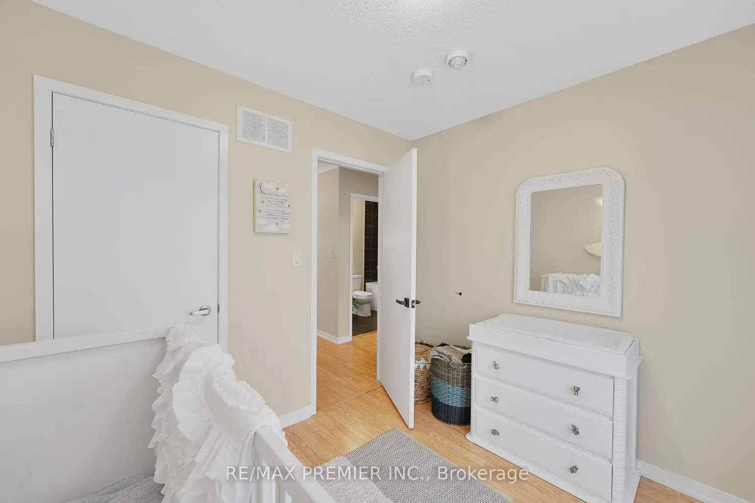 Additional image 13 of 12 Heathrow Lane