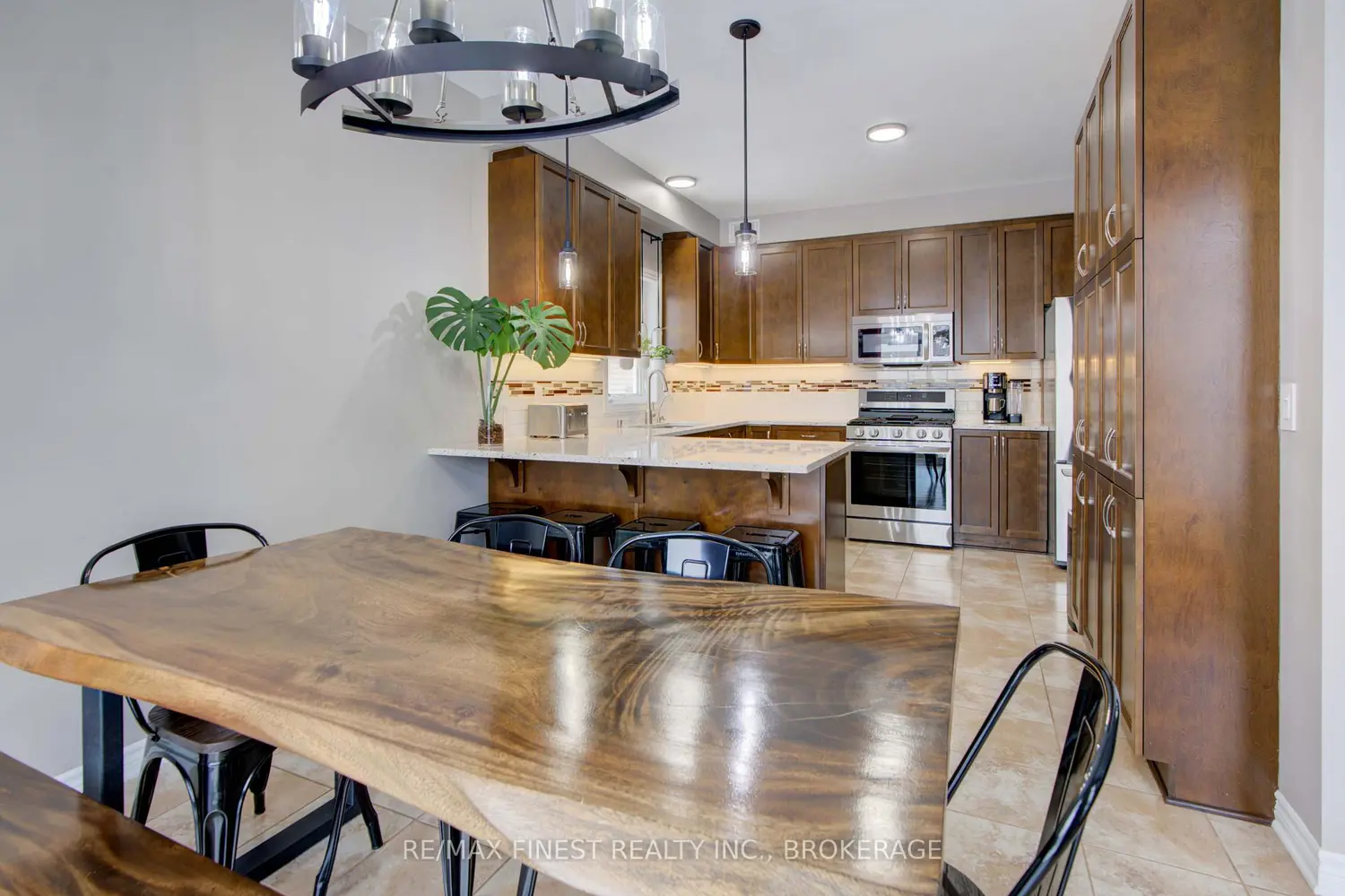 Additional image 14 of 496 Cheryl Place