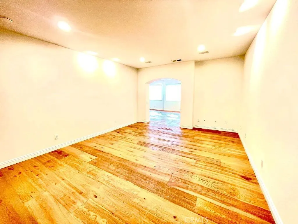 Additional image 17 of 8058 Gilman Ct, La Jolla, CA 92037