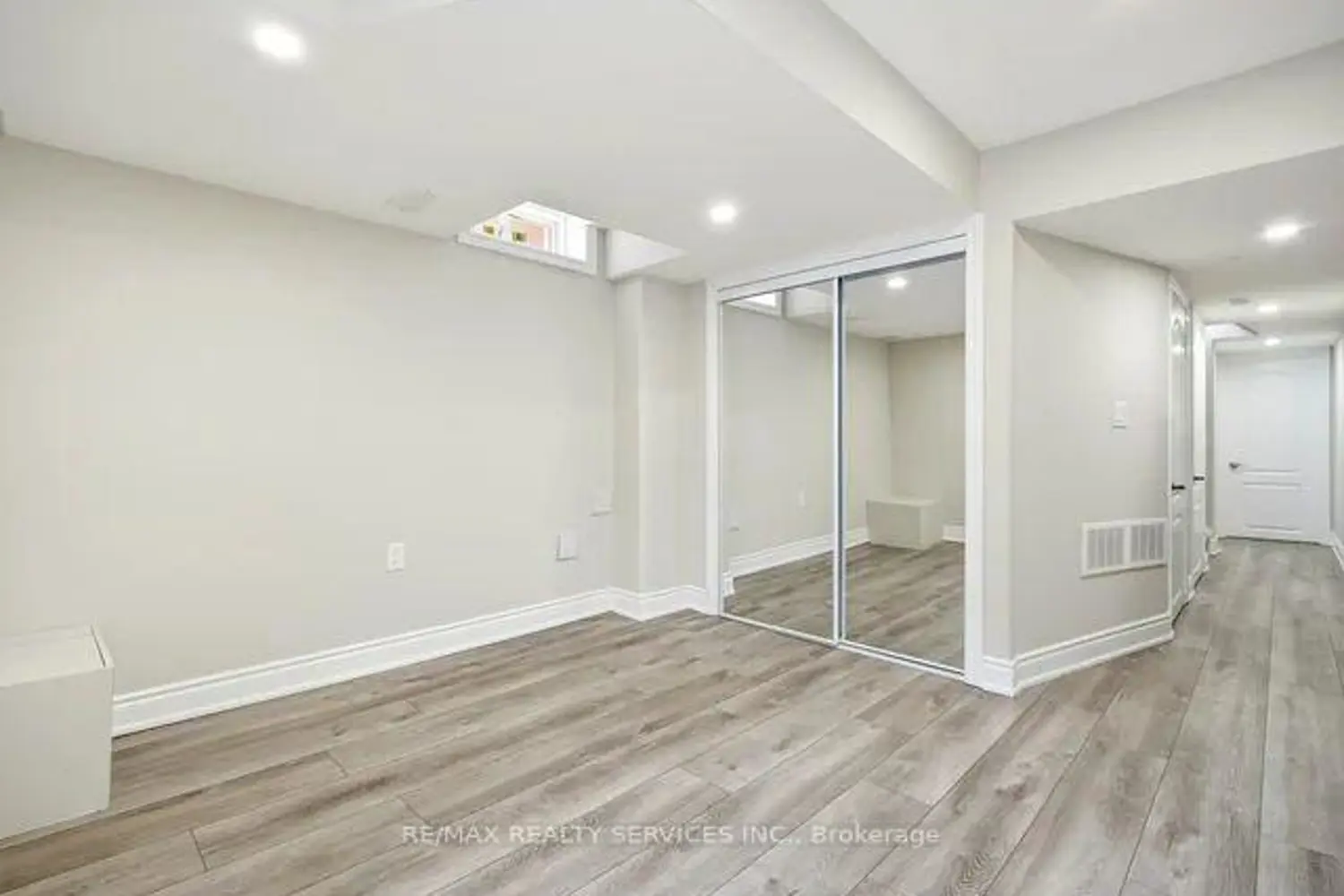 Additional image 16 of 61 Vezna Crescent