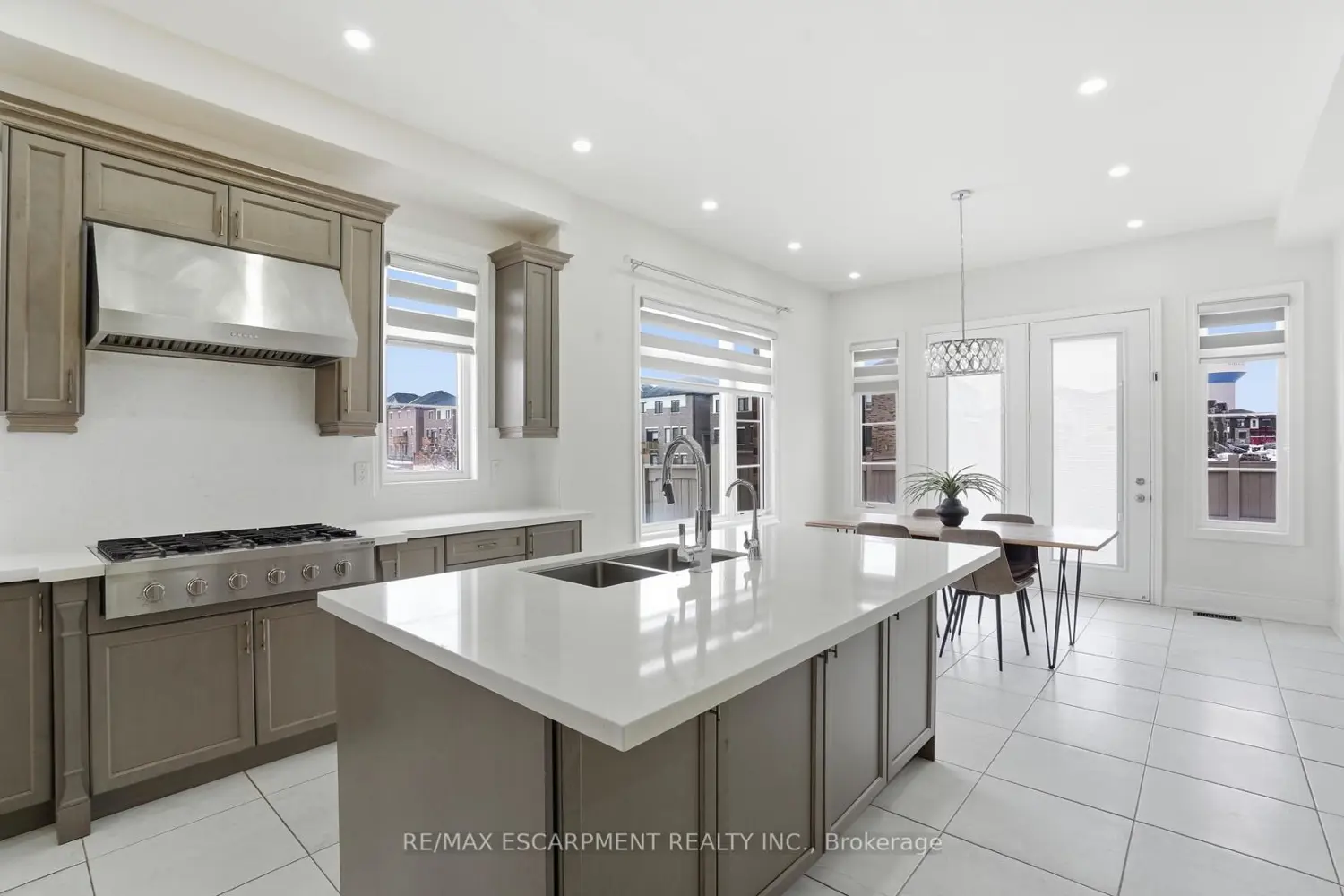 Additional image 3 of 195 Granite Ridge Trail